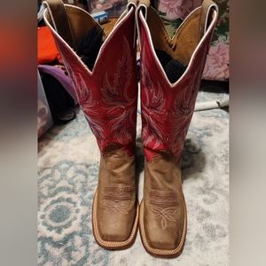 Women's Justin boots